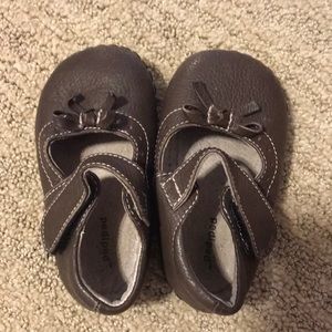 PEDIPEDS ORIGINAL CHOCOLATE BROWN ISABELLA SHOES!